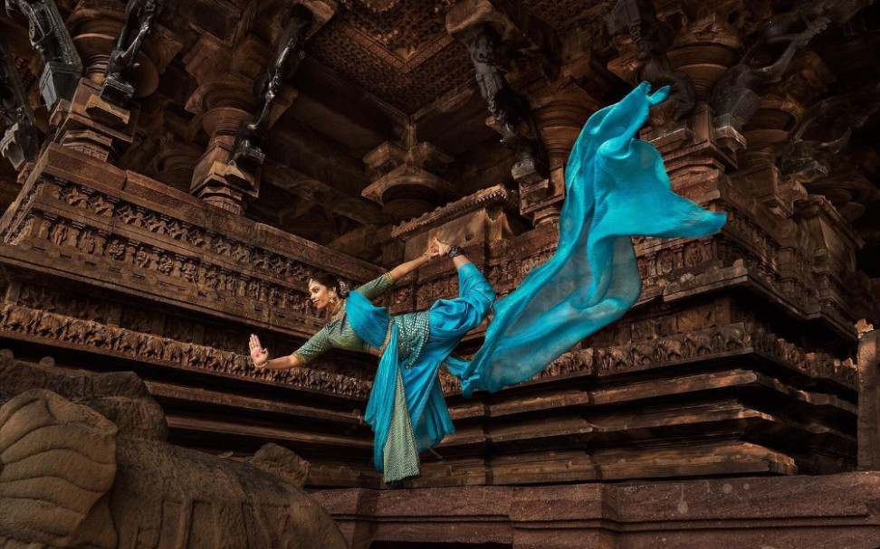 礼敬主湿婆，同样题材的Shiva Padam，不同舞者的演绎