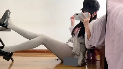 Thick Gray Aesthetics, Leggings Edition