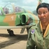赞比亚第一位女飞行员驾驶中国产K-8教练机