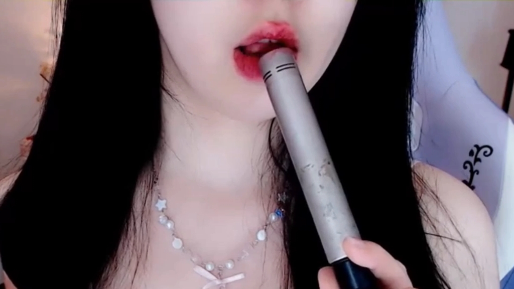 ASMR 小姐姐的快速甜耳 弹舌