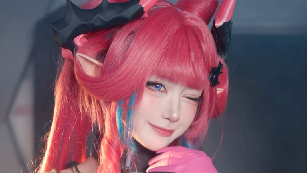 小肚小肚召唤粉色奶龙!