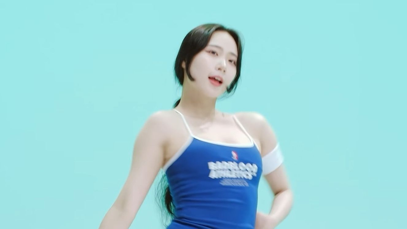 Jung In Short Hair Dark Blue