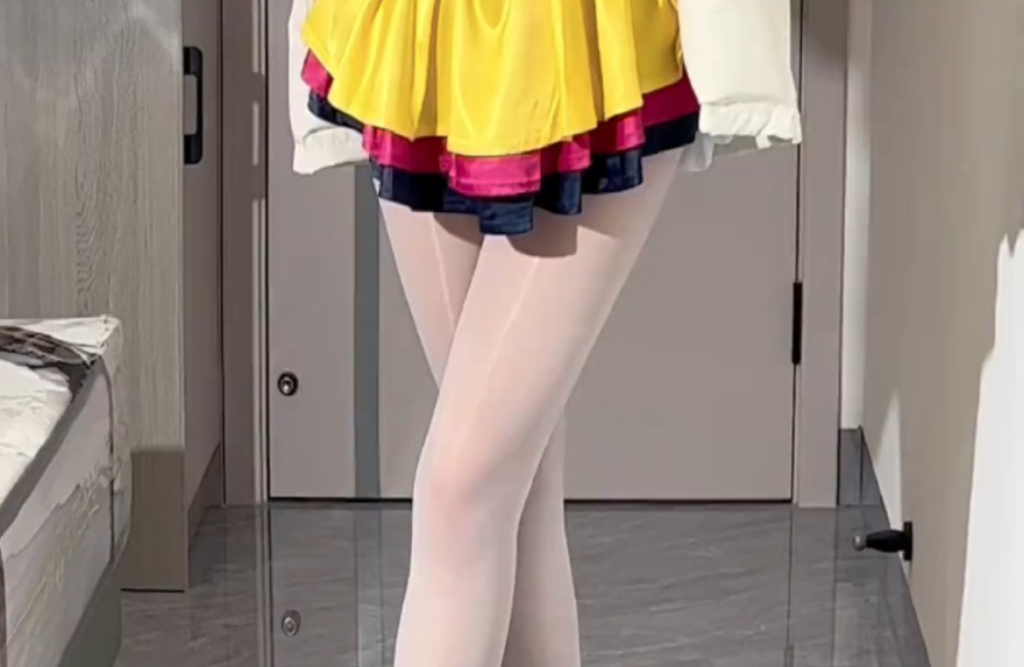 Who can resist oily white socks?