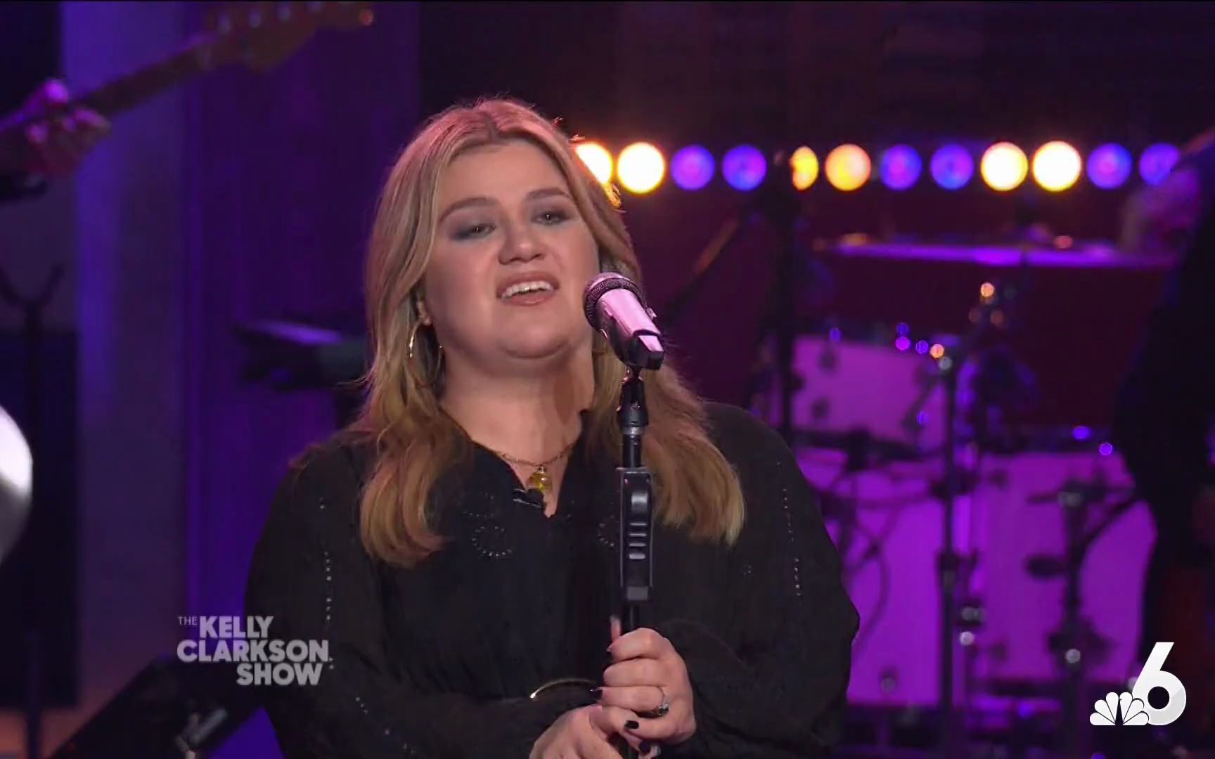 dusty-springfield-kelly-clarkson-son-of-a-preacher-man-2022-03-31