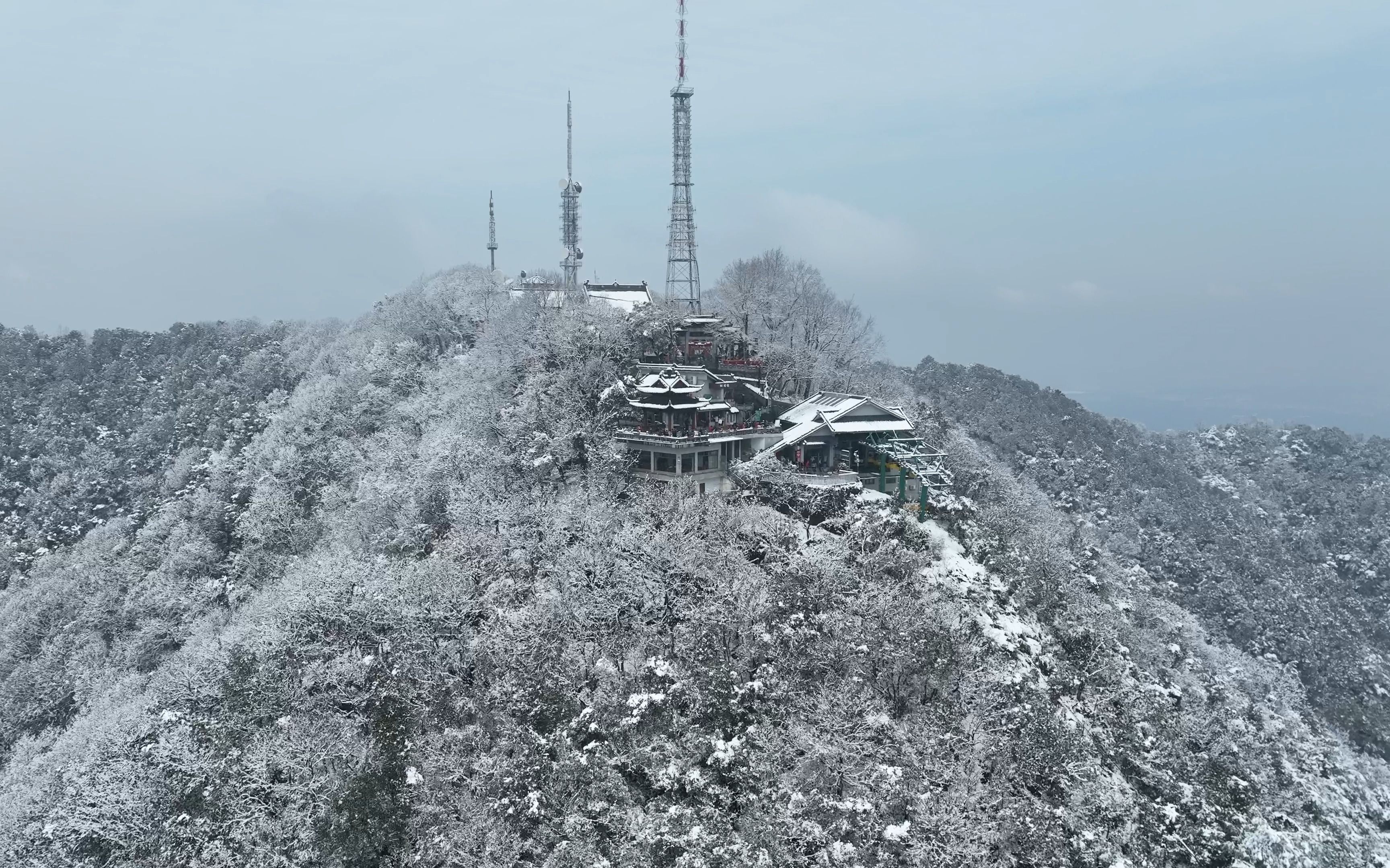 djimavic3原图直出杭州北高峰雪景