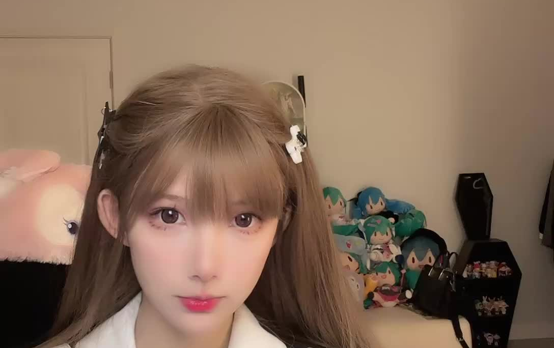 [Litter with cats] 6-13