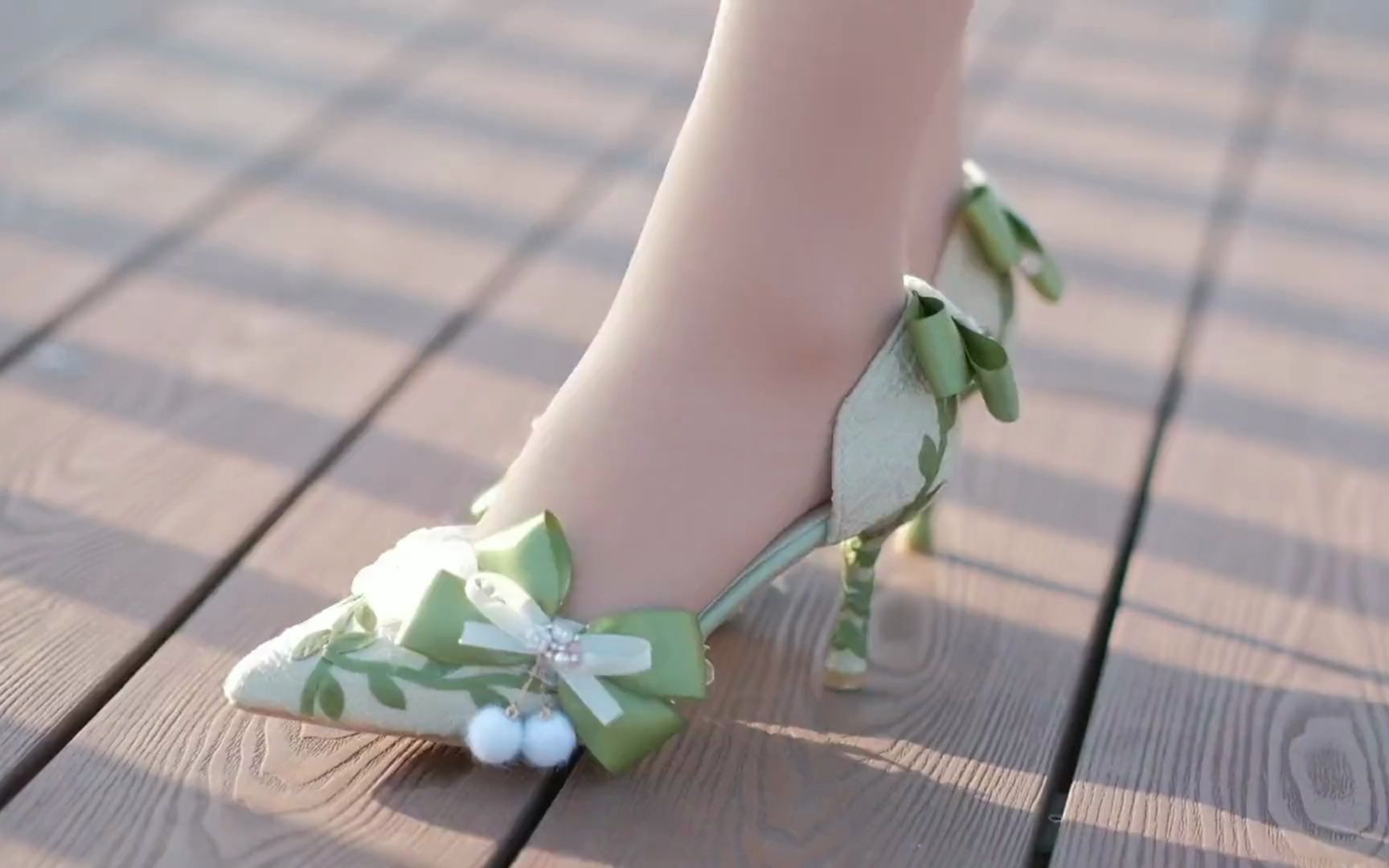 There's probably no girl who wouldn't want to receive a pair of heels like these.