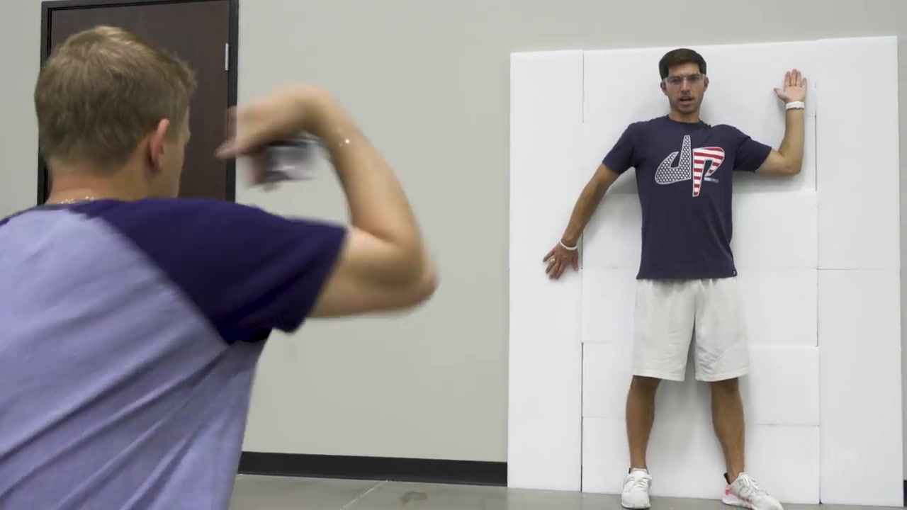 dude perfect - 玩扑克牌的牛人