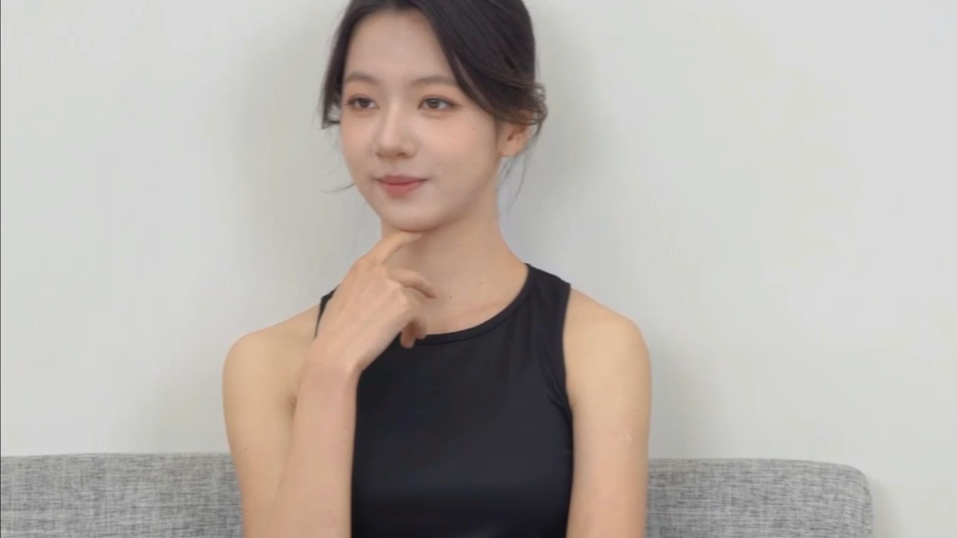 校花级女大，高颜值御姐，4K摄影