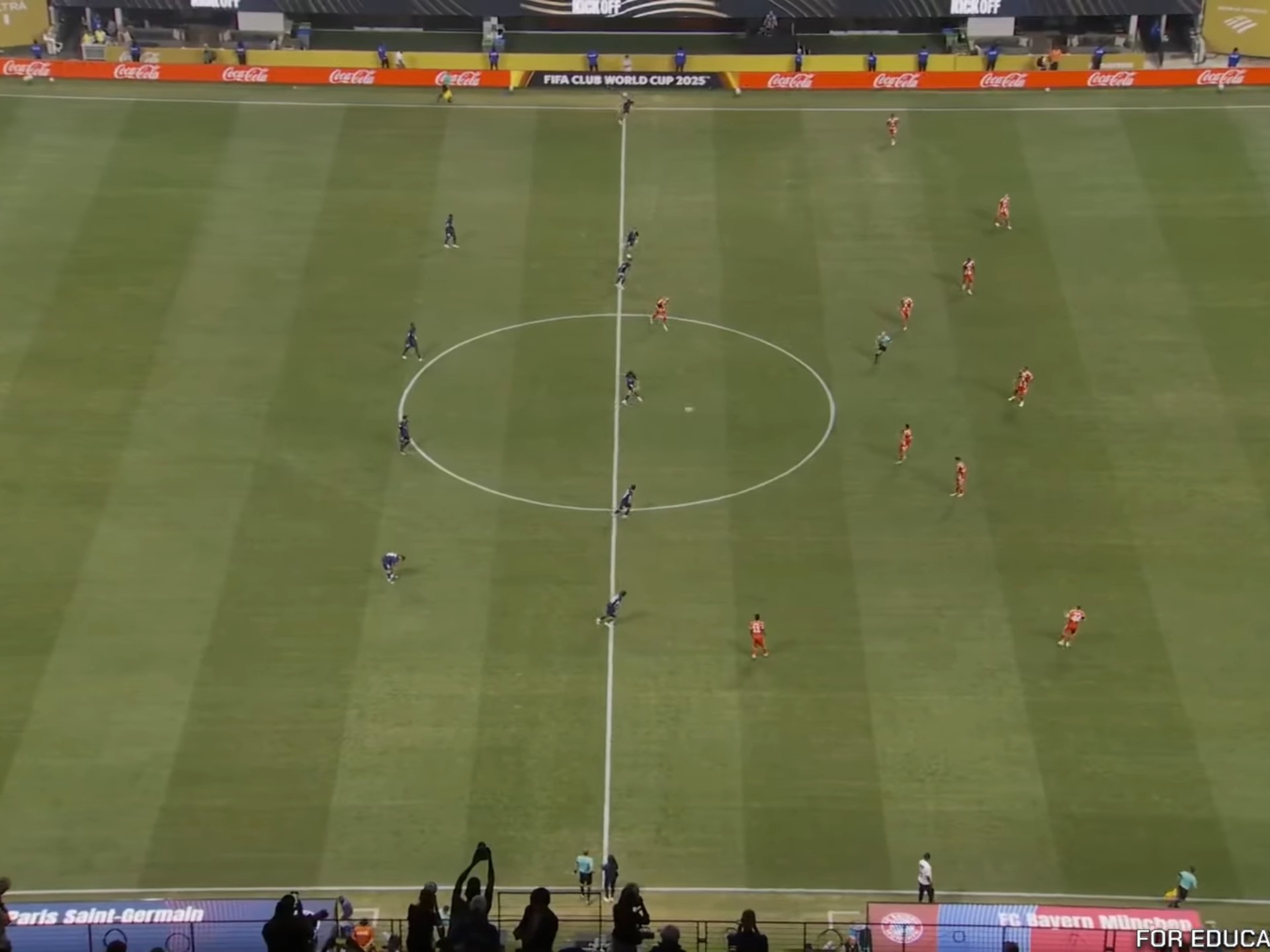 世俱杯1/4决赛 巴黎圣日耳曼2:0拜仁慕尼黑 看台视角回放