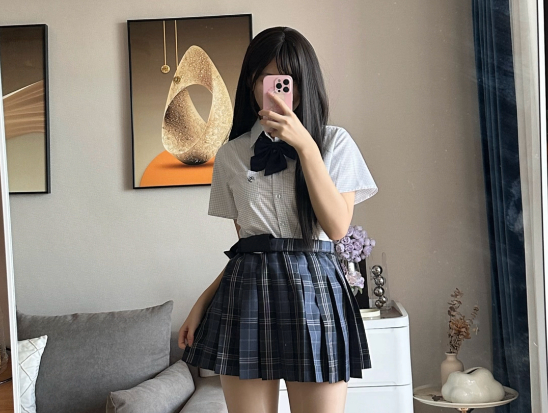 I'll wear this on vacation for a date.