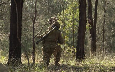澳大利亚陆军步兵排实弹射击训练