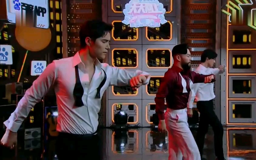 【天天向上】翟李朔天&郑云龙&阿云嘎 热舞《芝加哥》