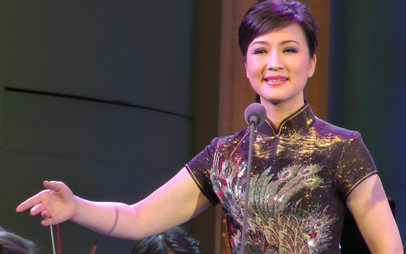 越剧王老虎抢亲寄闺方亚芬反串戚派丁小蛙