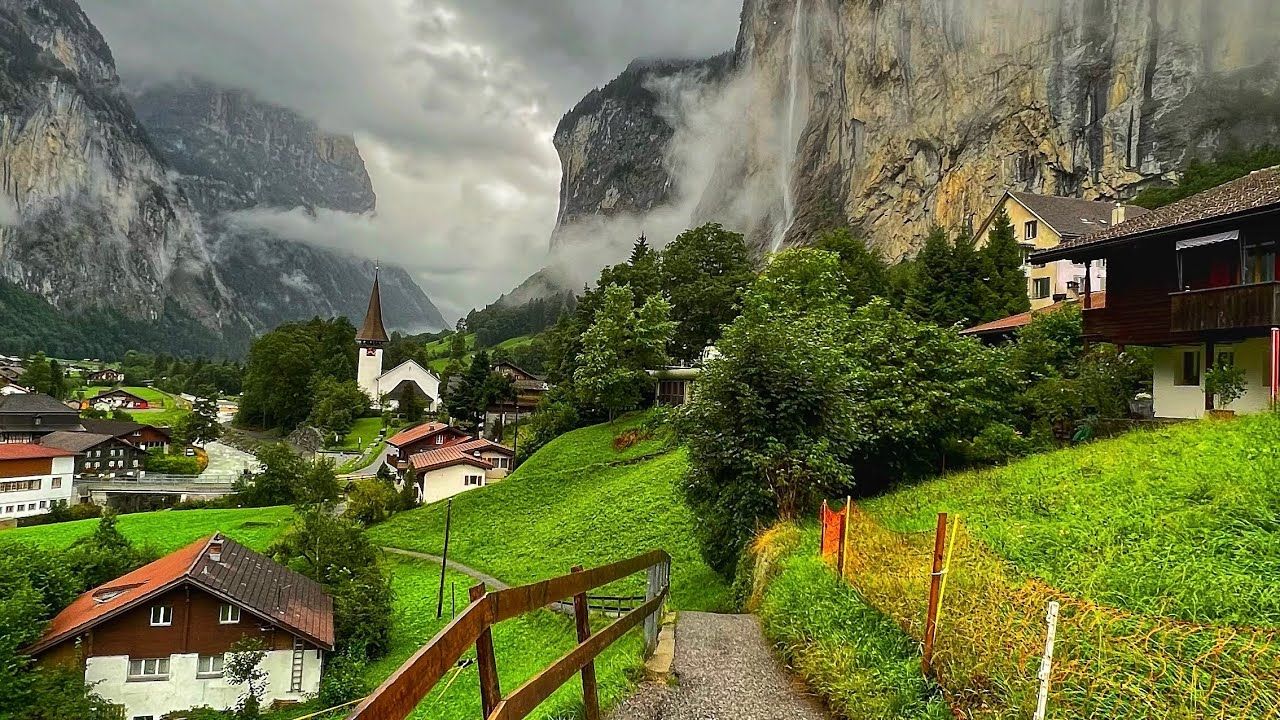 瑞士劳特布伦宁-雨中漫步最美丽的瑞士村庄- 4K