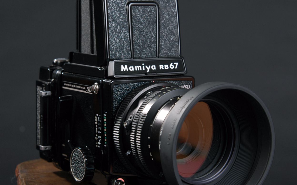 久违的机械之美 不插电的胶片中画幅相机玛米亚rb67 Pro S 哔哩哔哩 つロ干杯 Bilibili