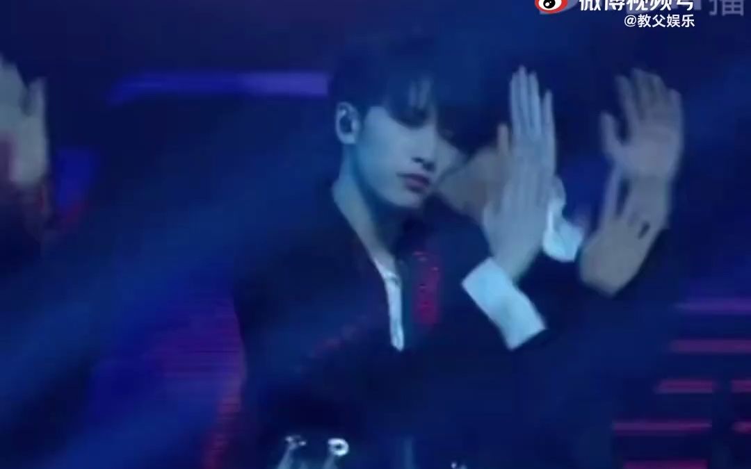 严浩翔直拍与陌生人共舞dancingwithastranger是谁隔着屏幕被浩翔钓到