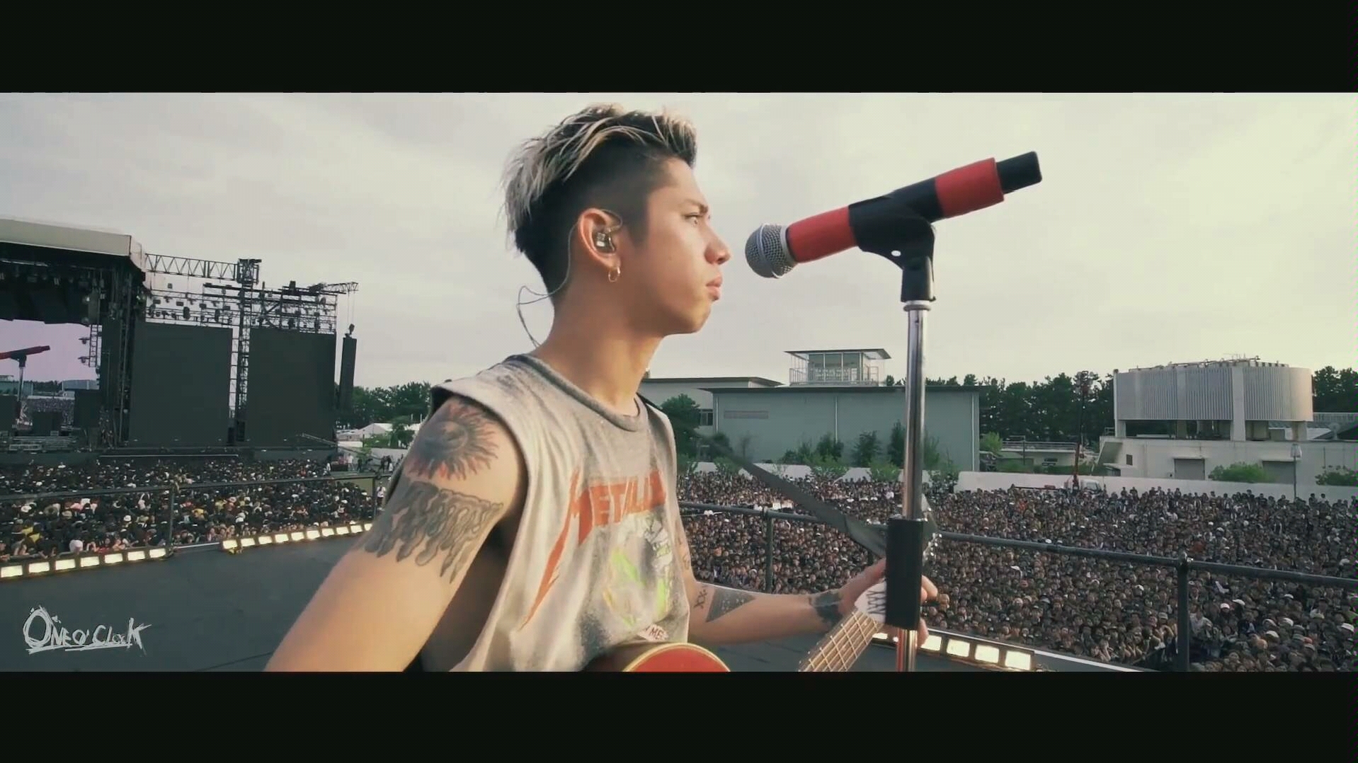 one ok rock c.h.a.o.s.m.y.t.h【2016 live in nagisaen(渚园)】