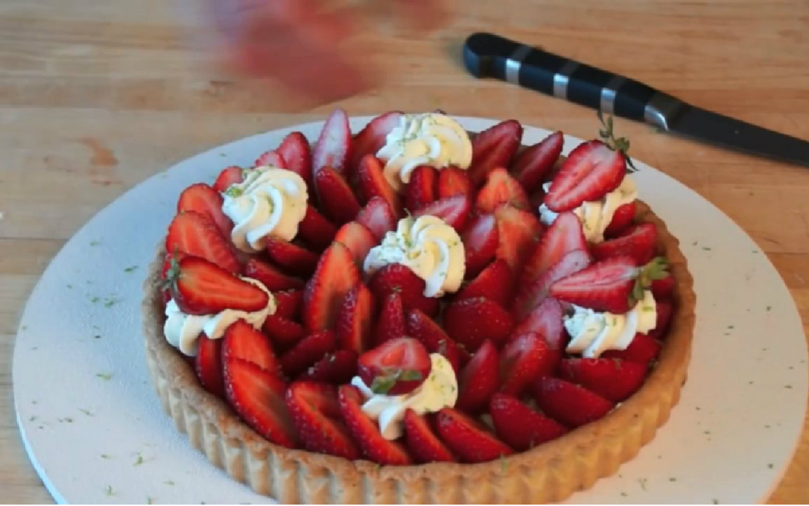 草莓控福利【法国大叔】教你做草莓派\/草莓挞 Bruno Albouze视频在线观看_ 放肆吧