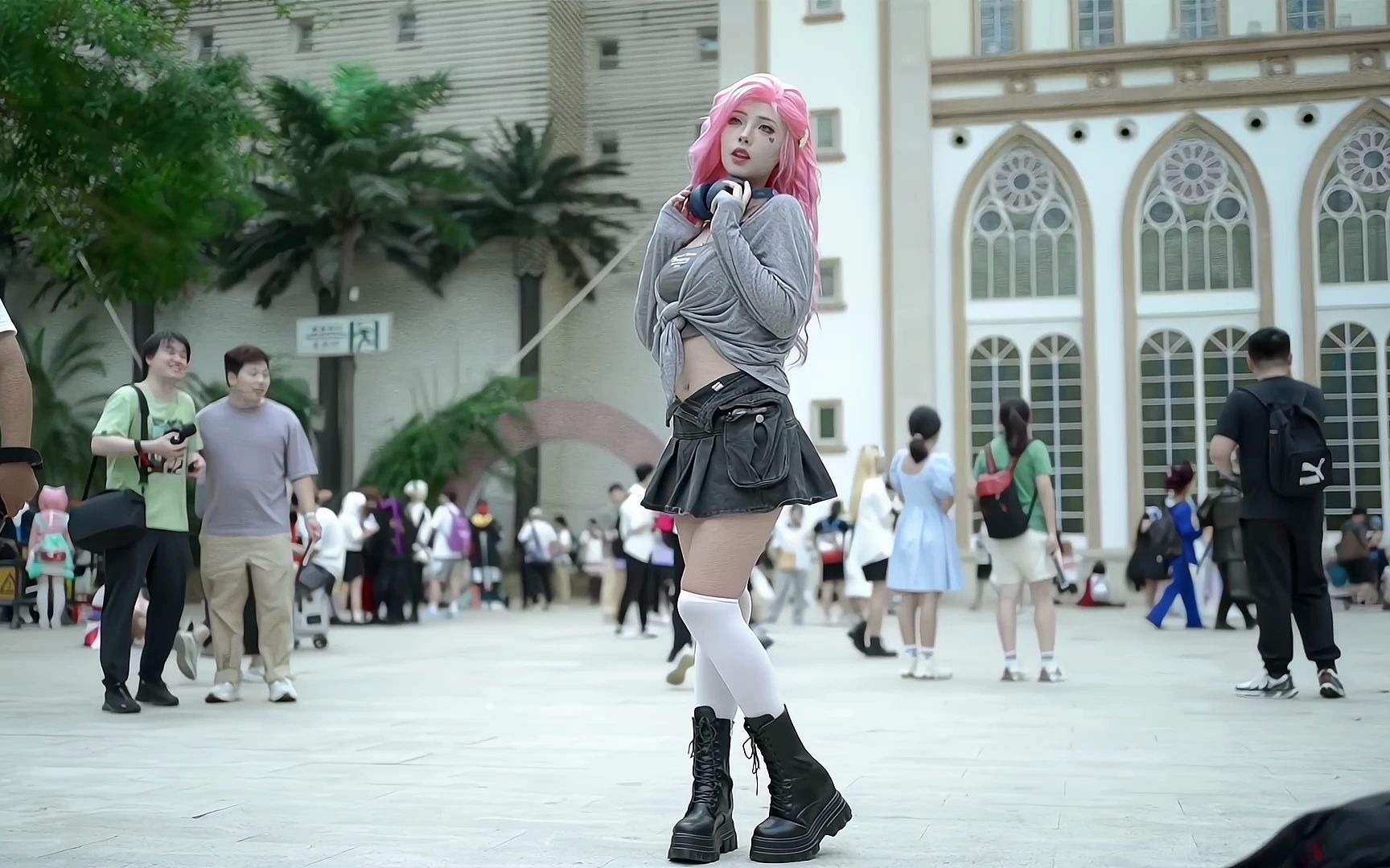 The pinker the hair, the harder the control