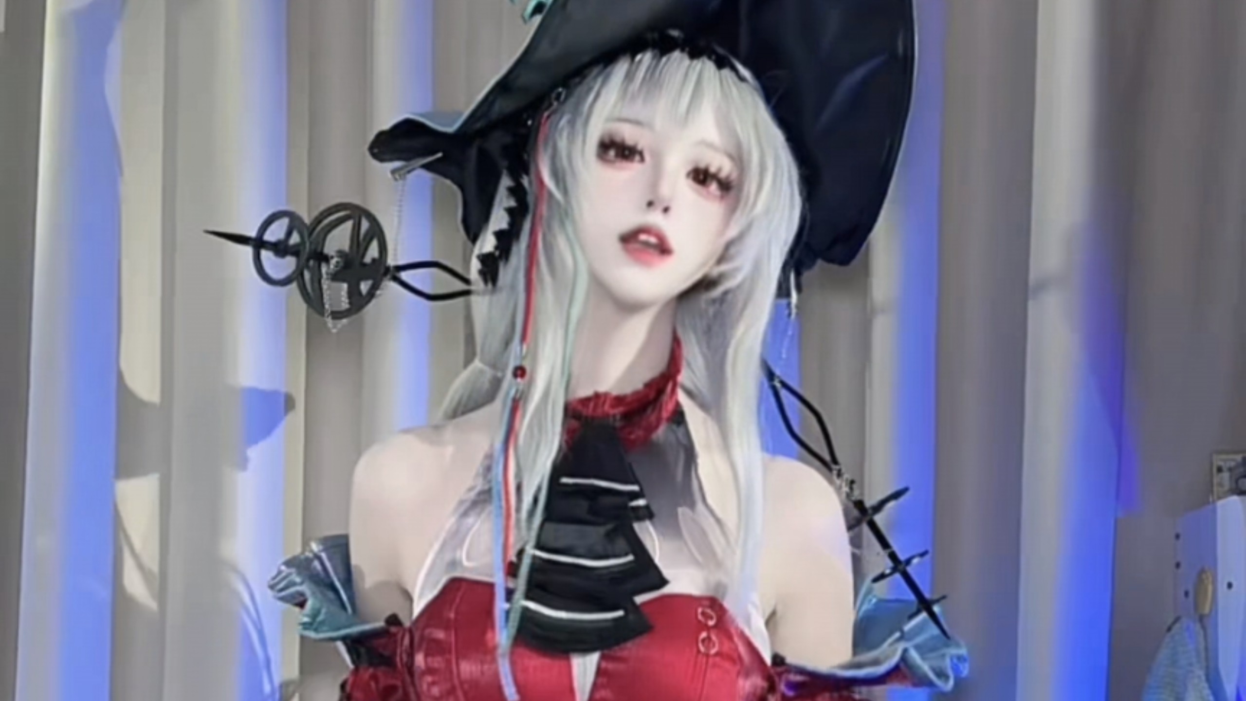 不知道 蒂蒂的身材很曼妙