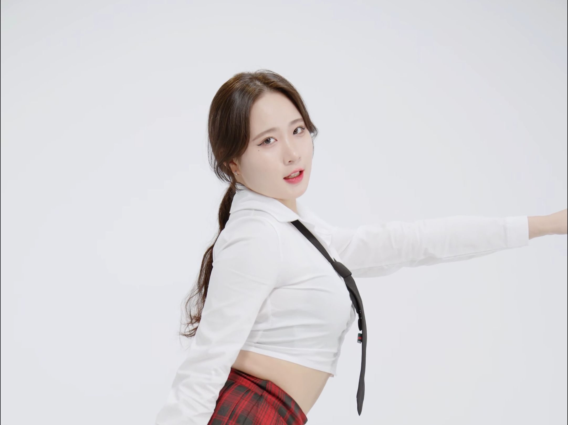 Jung In TOMBOY Red & White