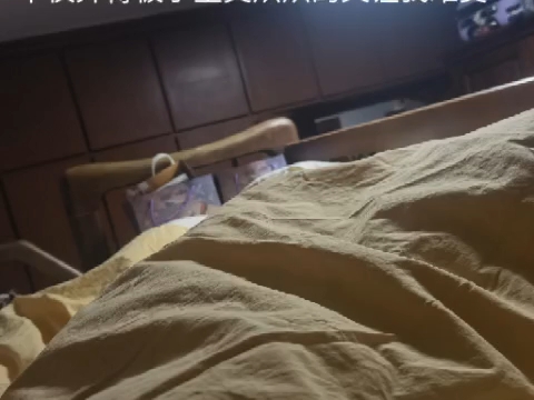 之后再也不喝那么多碳酸饮料了，难受死我了，现在被子里面还是臭的，更别提我的坐垫上有多臭…