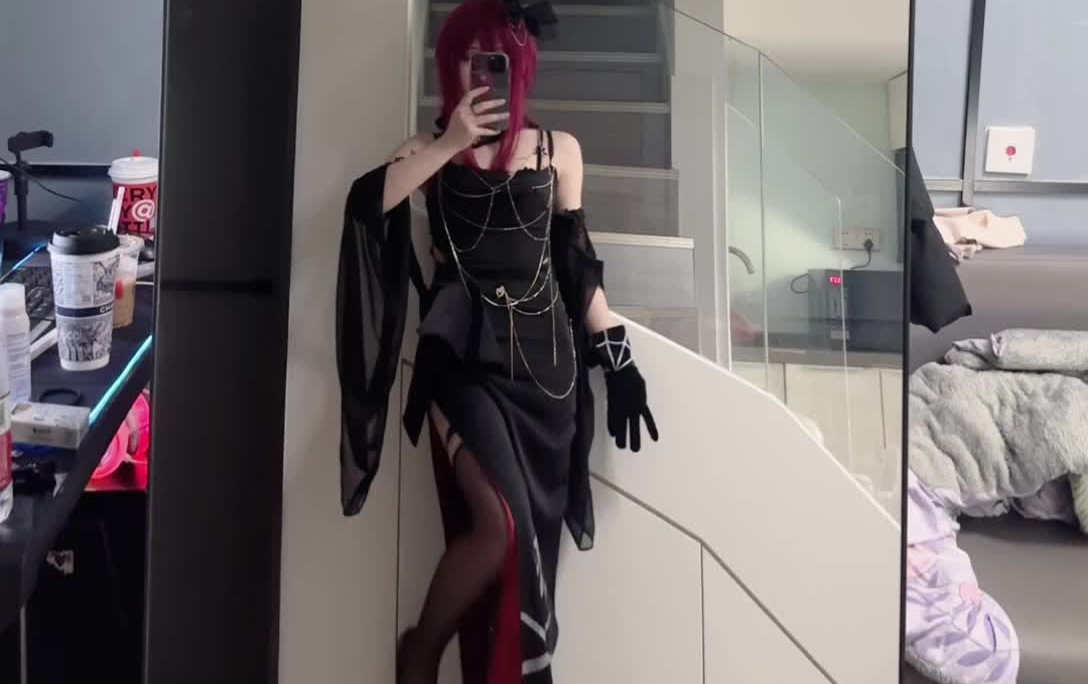 [Girl Genius Little Fish] 11-28