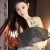 240530-戴着面具的女郎