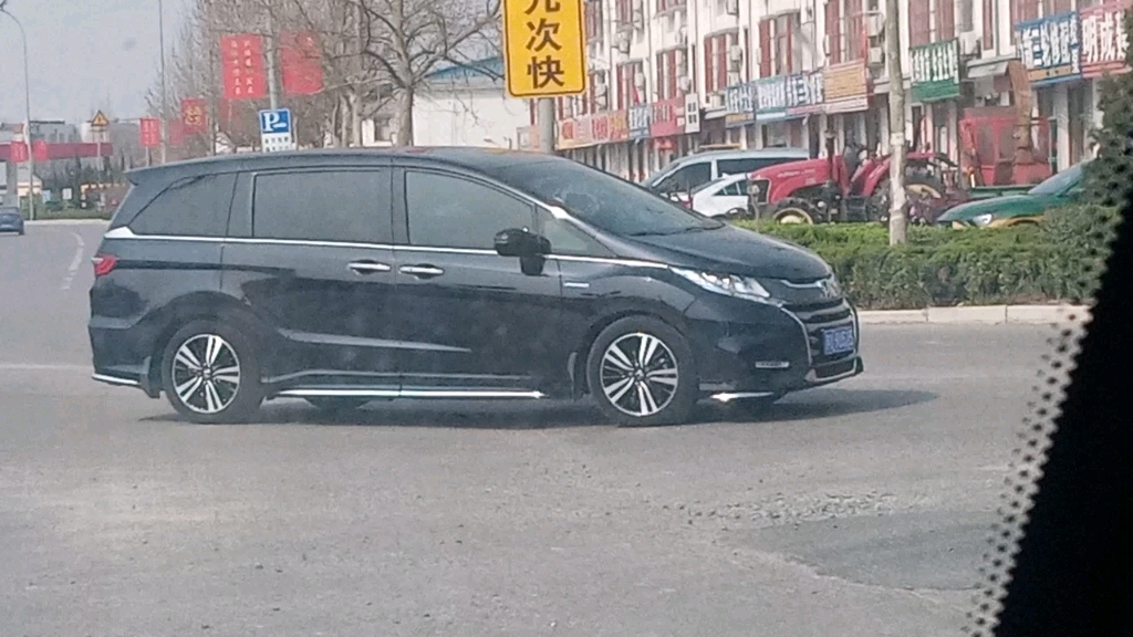 抓拍20年本田奥德赛