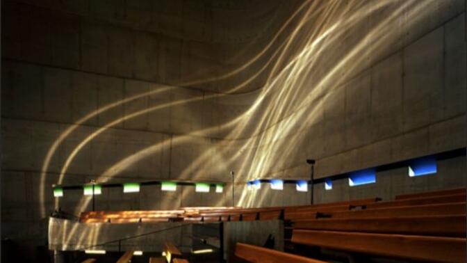【建筑5分钟-大师影像】柯布西耶的辉煌终章：圣皮埃尔教堂 3