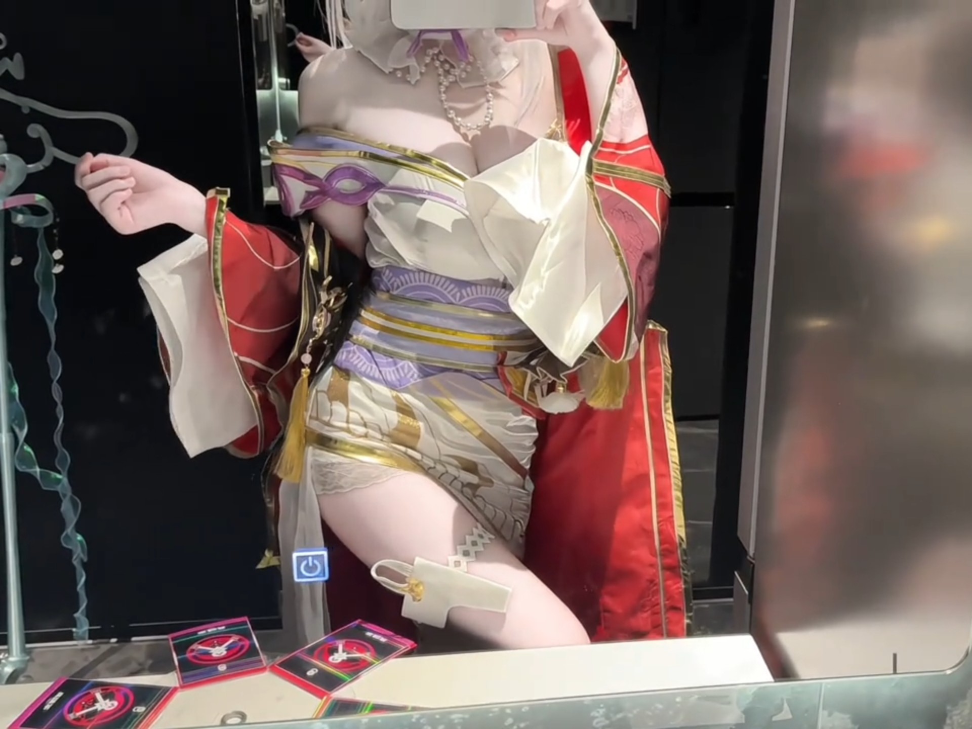 Seeing Huowu about to...