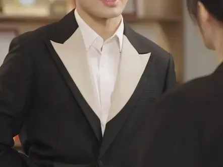 身价上亿的总裁为了躲避家里的相亲，于是便来到男科看病，不料竟被求婚