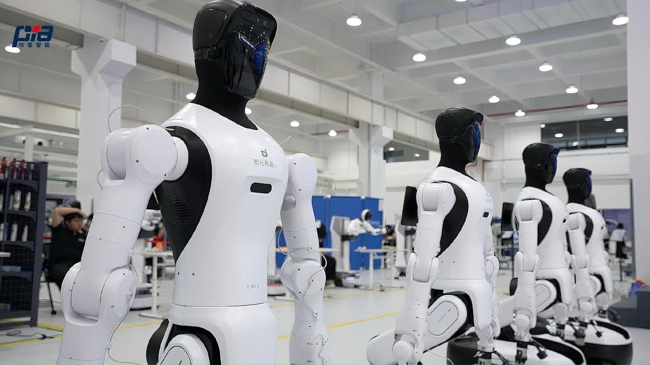 智元机器人精灵G2发布会