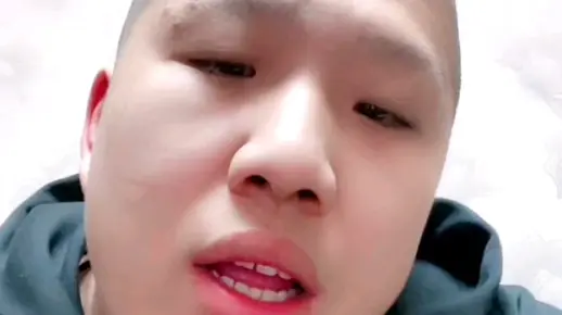 虎哥2022年最新直播-讲述自己被欺负的事