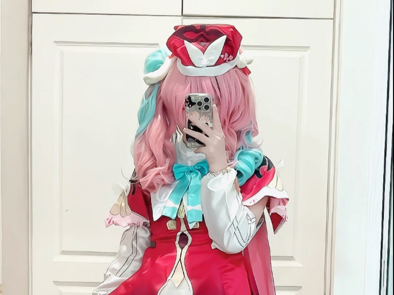 Dazzling Barbara, you're going to beat the wind violets.