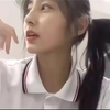 在学校的00后VS脱下校服后