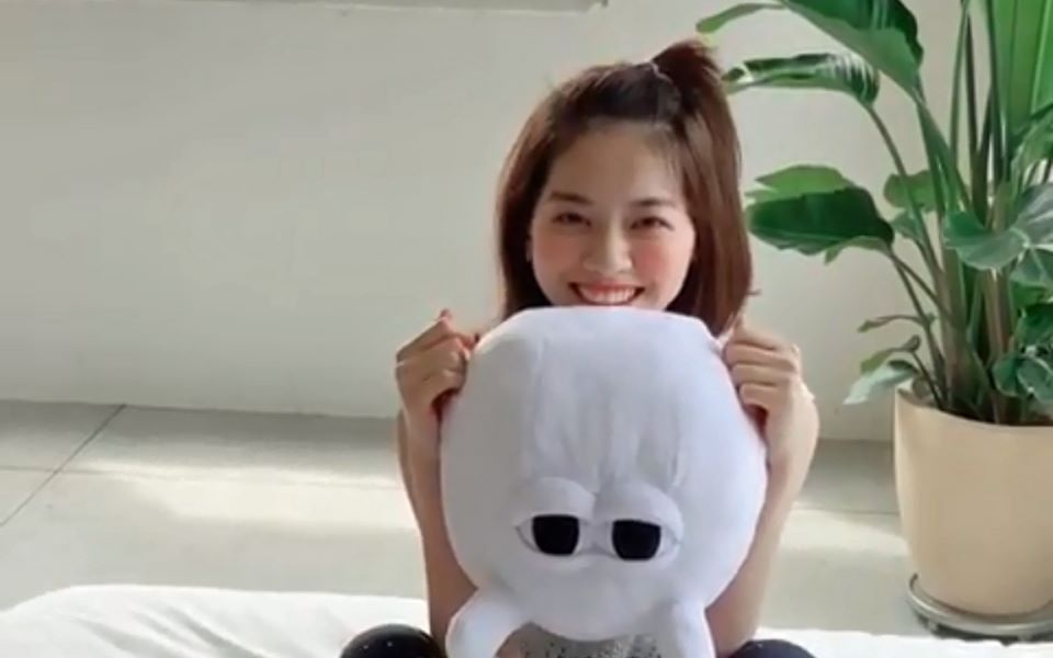 西野七瀬 壁紙 シンクロニシティ