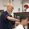 老师傅修面带按摩，一套下来真解乏
