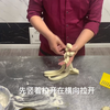 没有比这在详细的兰州拉面教程了，一个窍门教会你怎么做空心面，学会了自己在家做拉面
