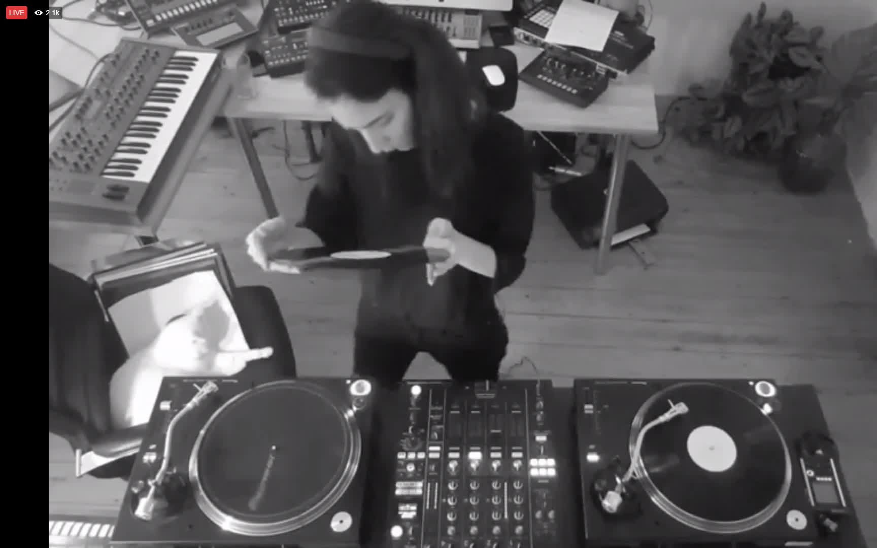 amelielensvinylsession