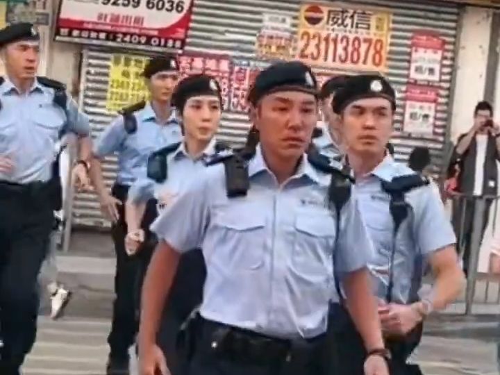 香港警察 街頭追賊