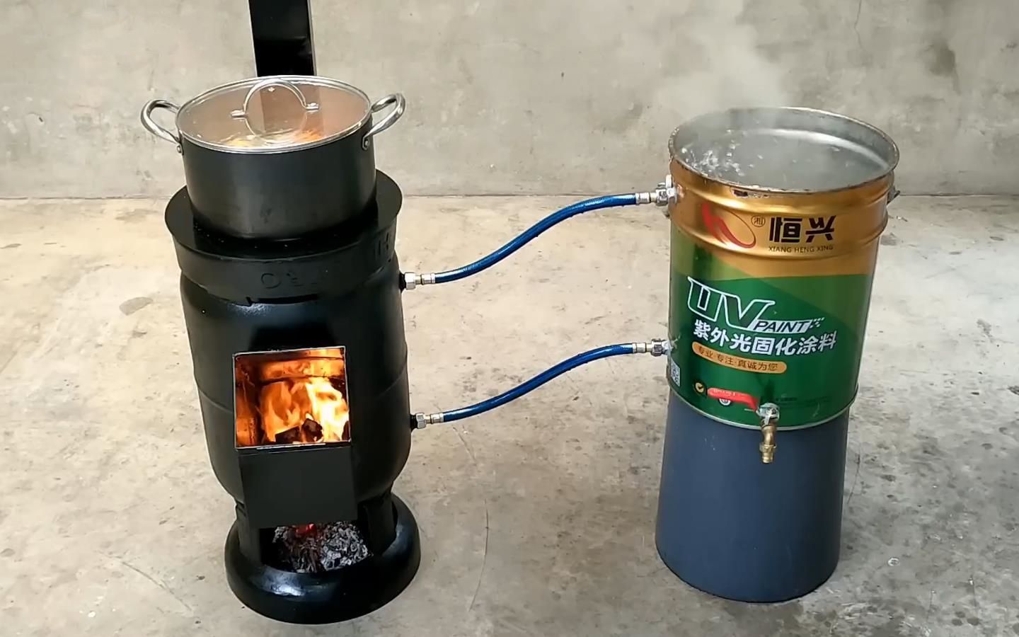 越南小伙DIY2合1柴火炉 - 超快速加热水。