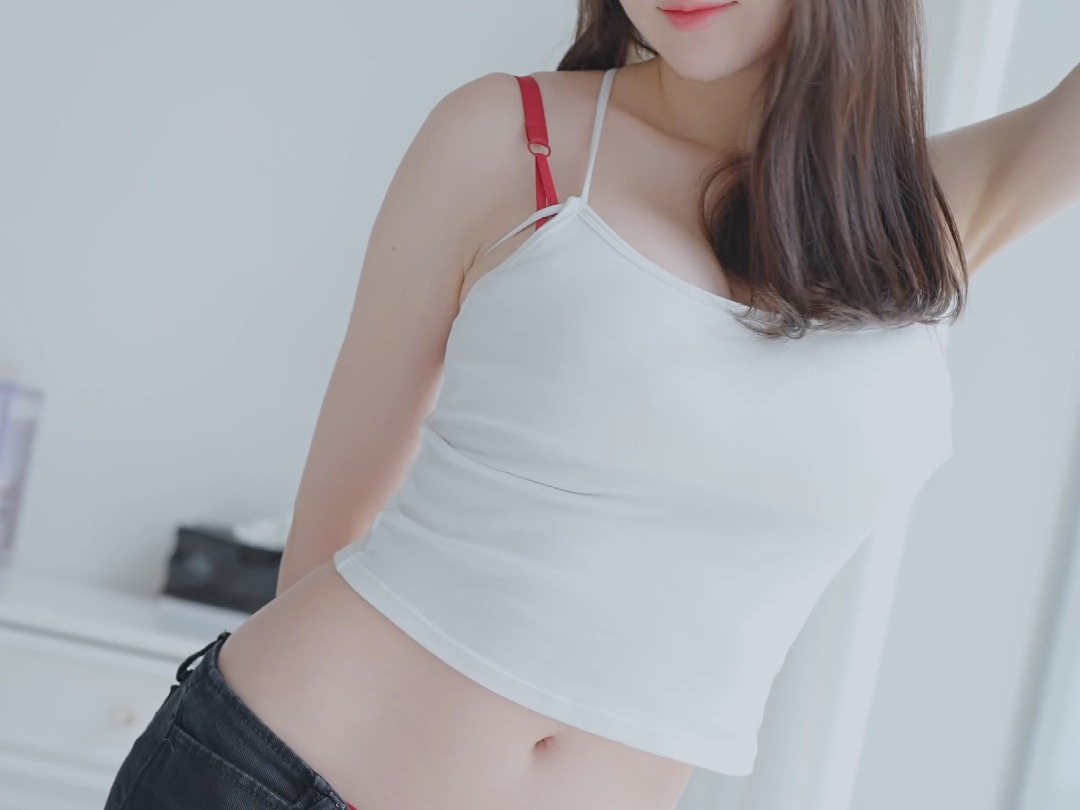 Miss tsuki's sweet and cool hot pants outfit!