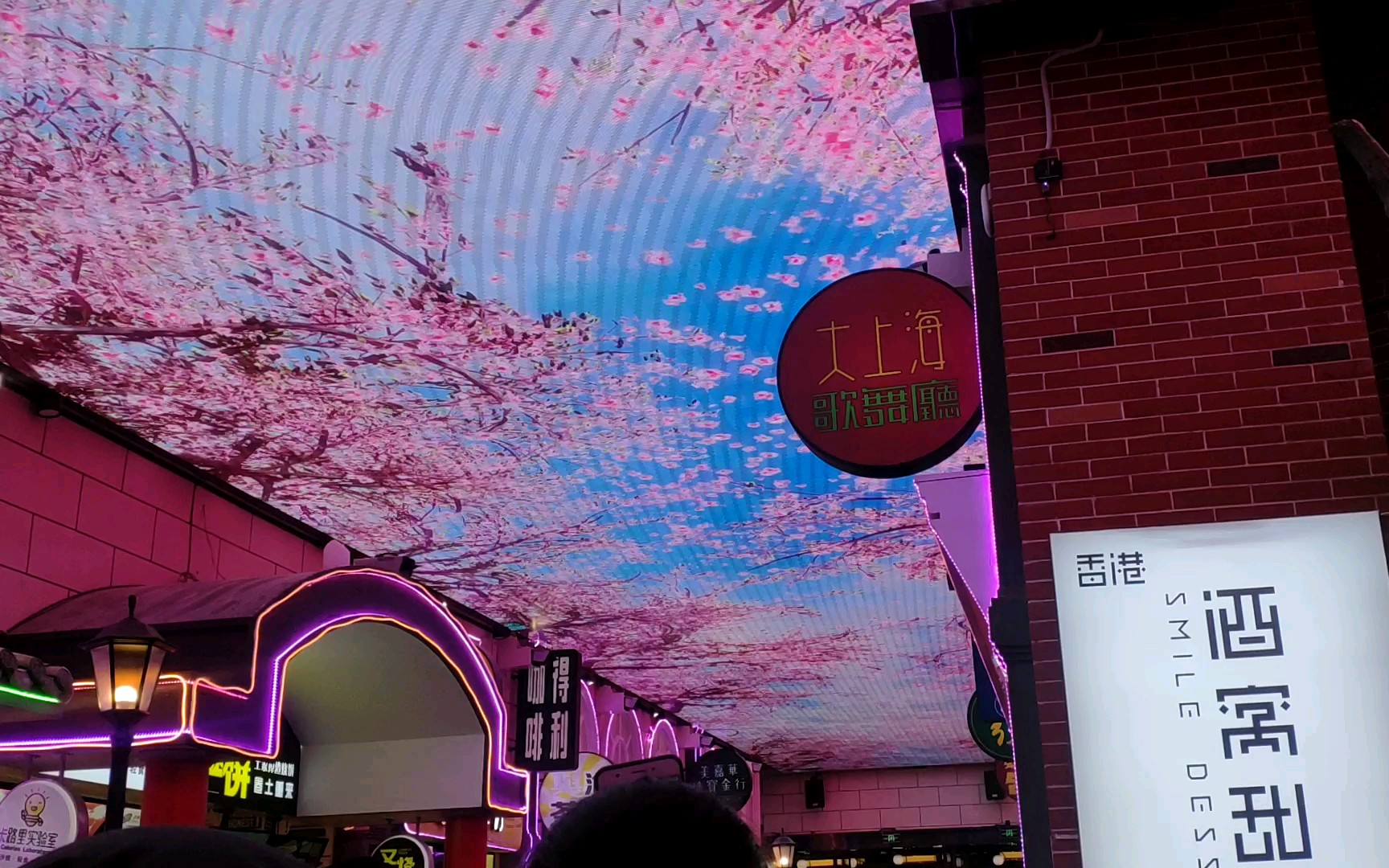 【贵阳】来自贵阳中山西路地铁站网红街的打卡