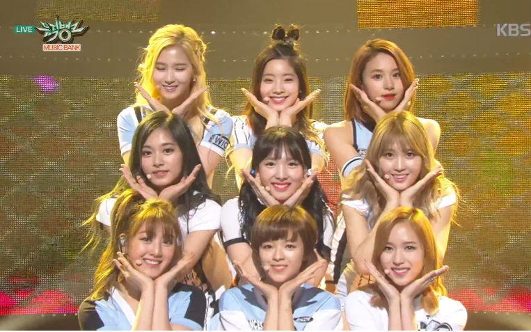 【live】twice - cheer up( music bank160513 )