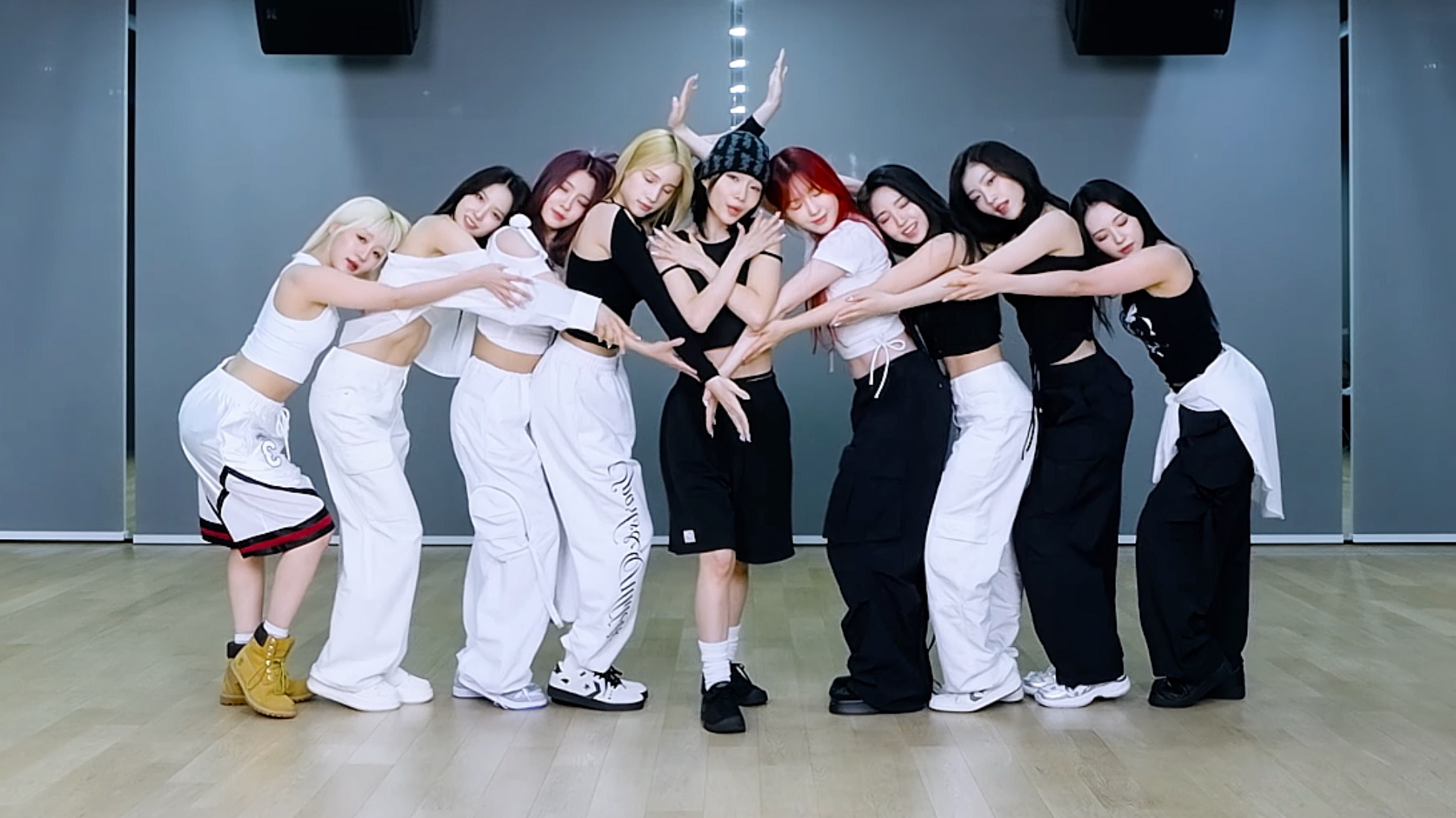 【4K镜面】Kep1er - Shooting Star 练习室 直拍 分段循环 画放大 替音轨 调色♡扒舞专用