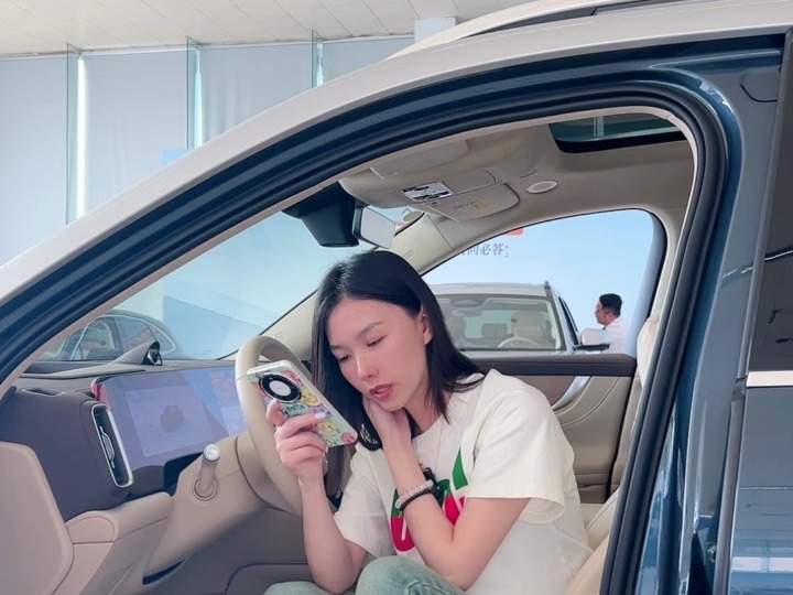 [直播].[蓝光].[广西问界—蒋蒋].[284789798971].[M9直降6].[20241030152426]