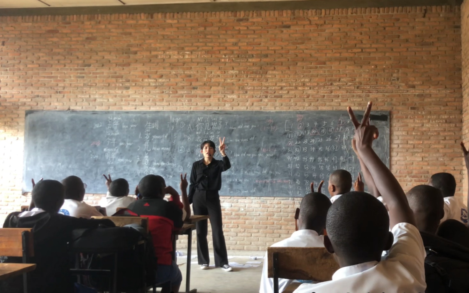 我在非洲教汉语｜唯有热爱可抵岁月漫长