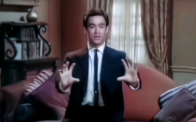 李小龙好莱坞展示虎鹤双形拳，太帅了！